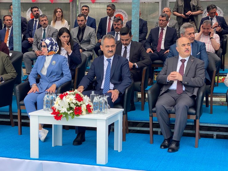 Bakan Özer: 'Köy Yaşam Merkezleri' projemiz 81 ile sirayet edecek