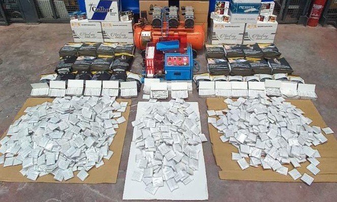 Binlerce kaçak sigara ele geçirildi