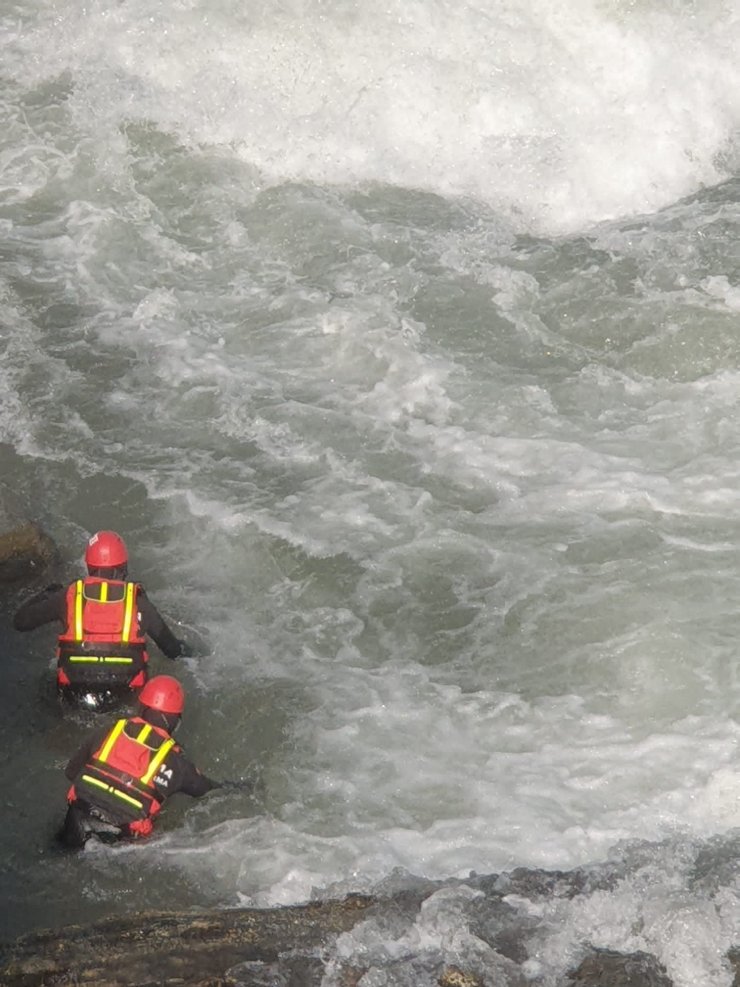 Çayda kaybolan hemşireyi arama çalışmalarında 3'üncü gün