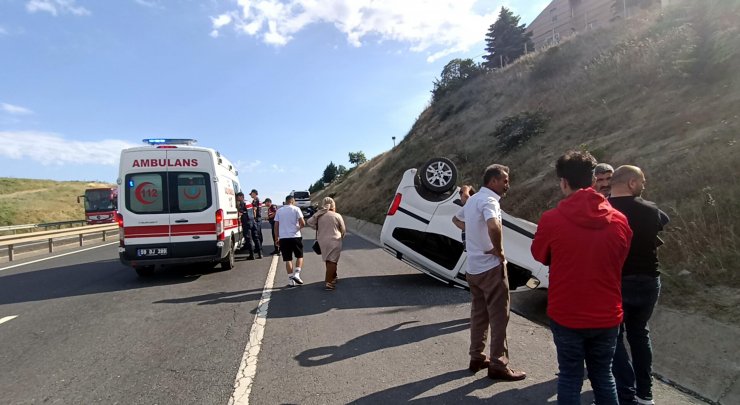 İki araç çarpıştıktan sonra takla attı: 5 yaralı