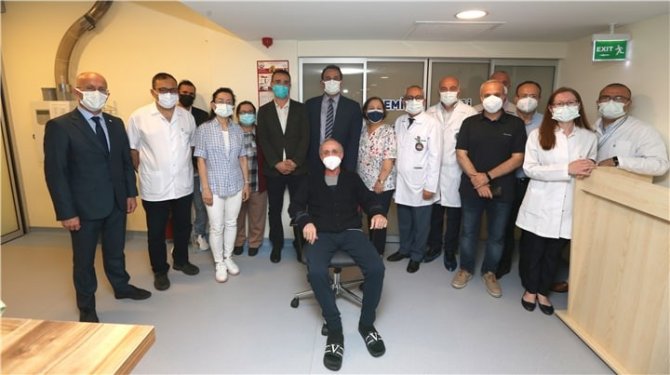 İlk kez bir hastaya “kemik iliği nakli” yapıldı