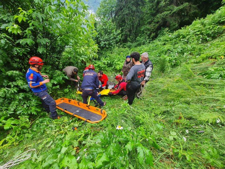 İlkel teleferik kazasında ölen kadın toprağa verildi