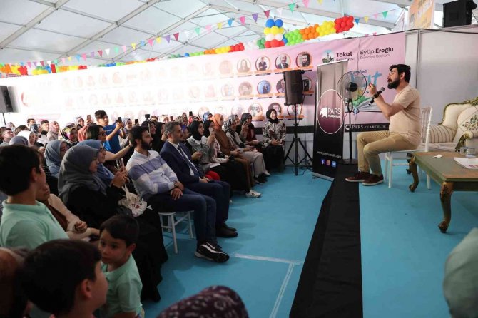 Kitap fuarı yazarlarla okuyucuları buluşturdu