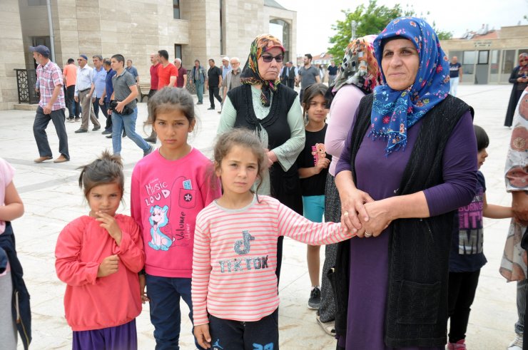 Koyun otlatırken sele kapılarak öldü
