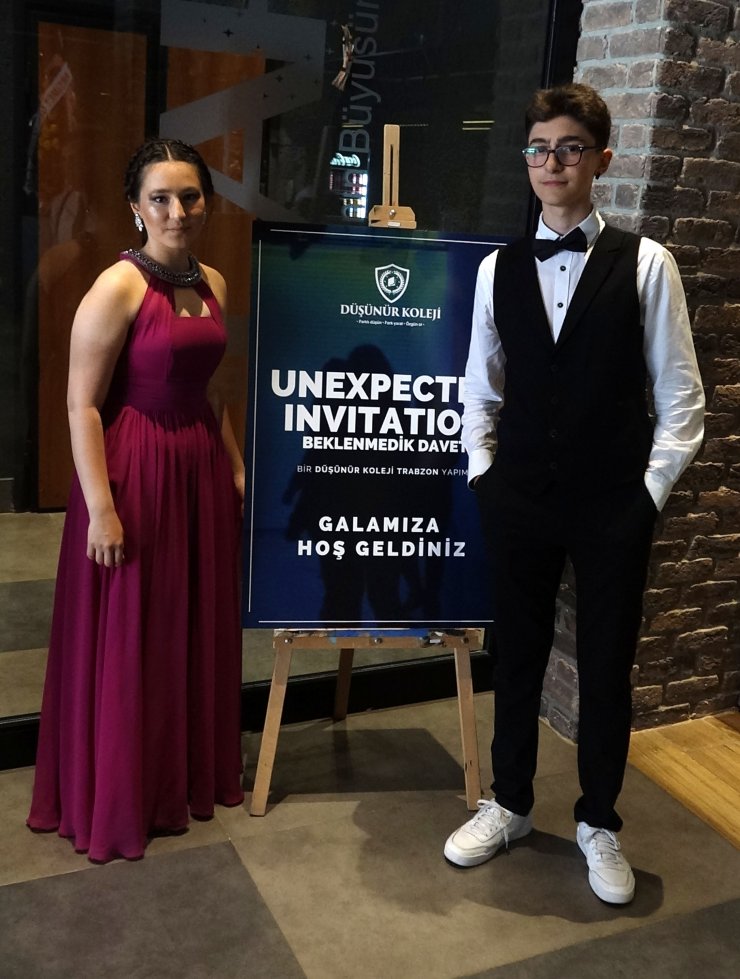 Liselilerden 'kadına şiddet' temalı, İngilizce film