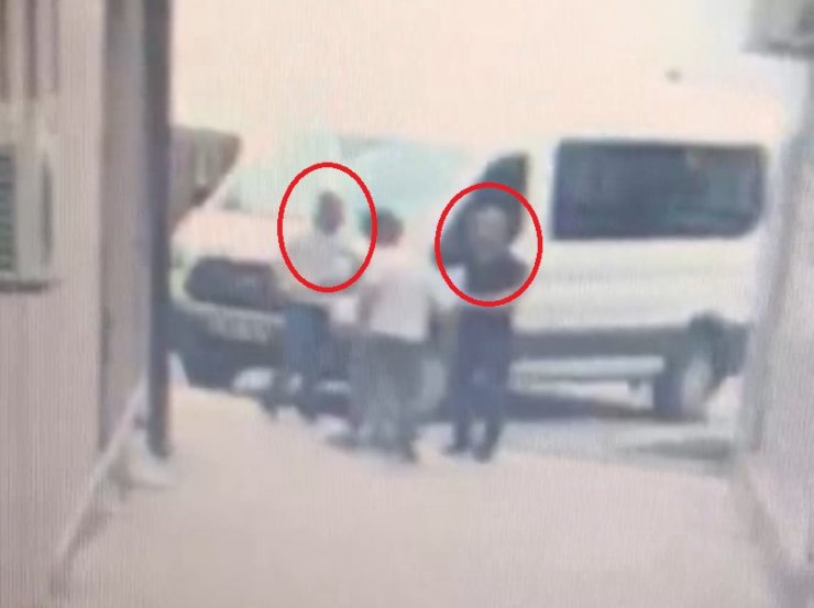 Mersin'de hastane bahçesinde silahlı kavga: 2 yaralı