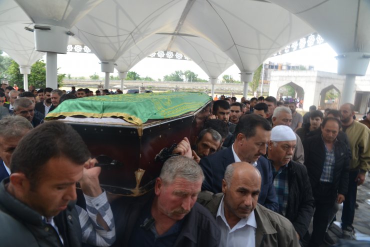 Selde hayatını kaybeden Şahin, toprağa verildi