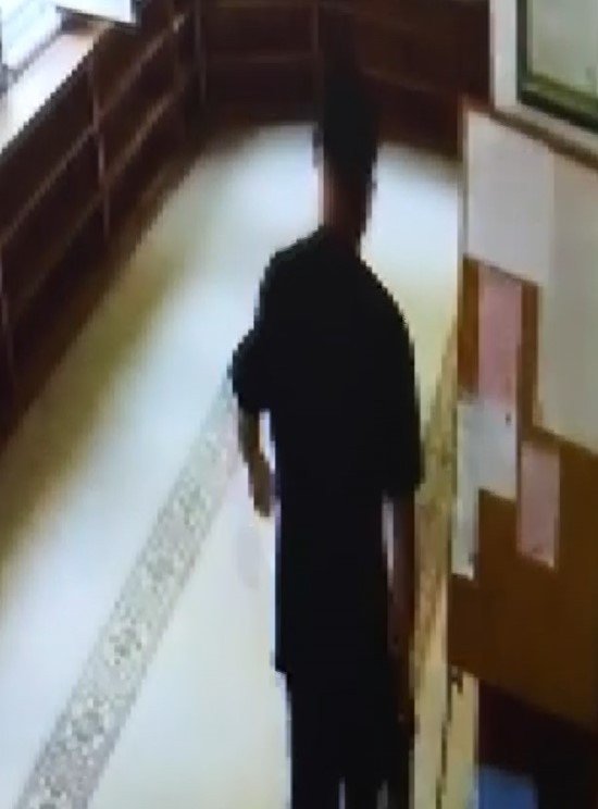 3 caminin imam odasını soyan firari hükümlü hırsız güvenlik kameralarına yakalandı