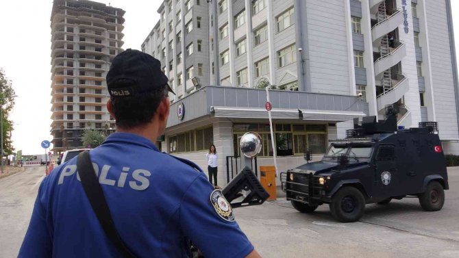 4 ilde FETÖ operasyonu: 44 kişiye gözaltı kararı