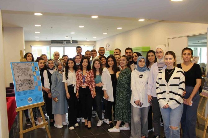 Avrasya Üniversitesinde öğrencilerin 14 projesi görücüye cıktı