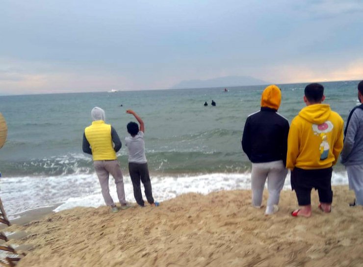 Denize giren genç boğuldu