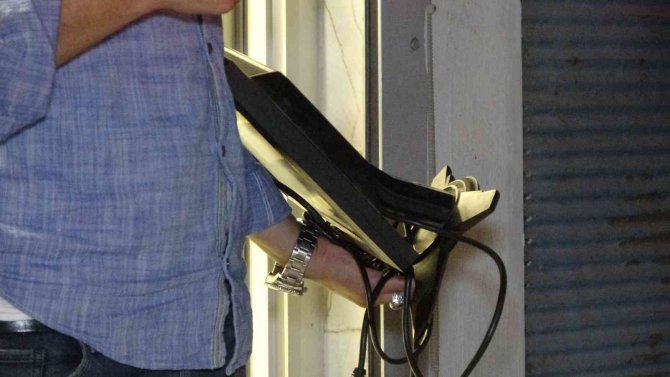 Silahlı kuyumcu soygunu