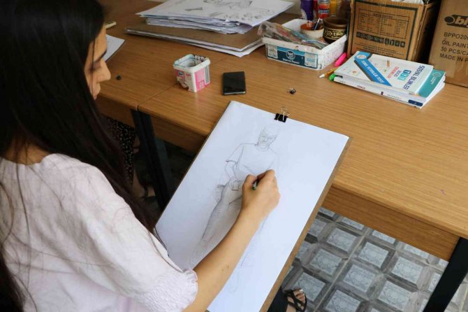 Sınavlara hazırlanan öğrencilere özel eğitim