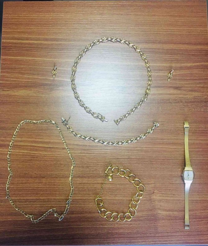 Telefon dolandırıcılarına kaptırdığı birikimini geri aldı