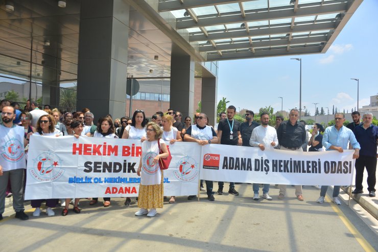 Doktorlardan iş bırakma eylemi