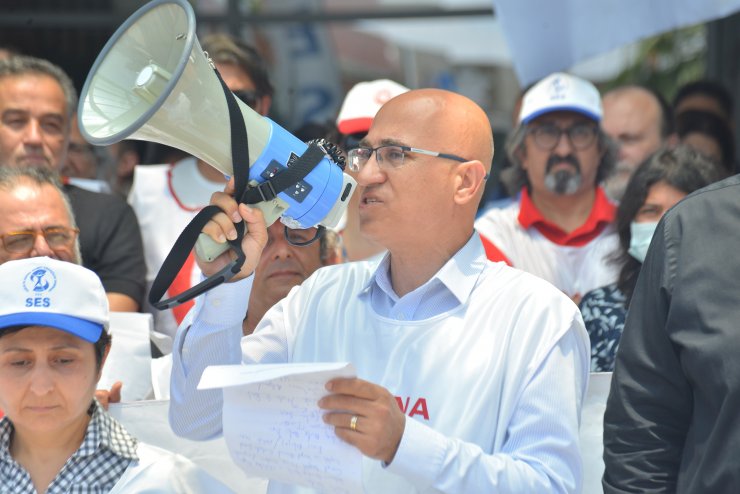 Doktorlardan iş bırakma eylemi