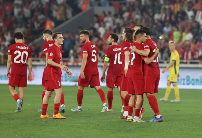 Milliler 4'te 4 yaptı