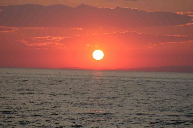 Gün batımı mest ediyor