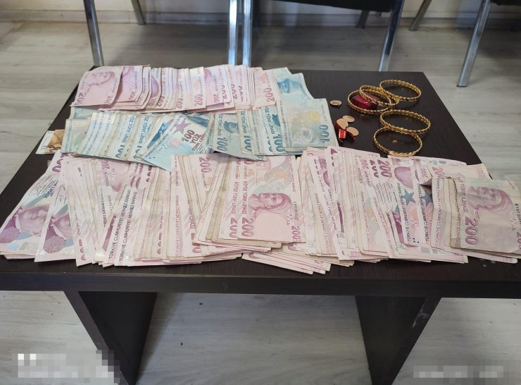 İki kardeşin 175 bin TL'si polisin dikkati ile dolandırıcılara gitmedi
