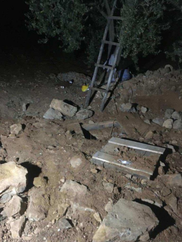 Kaçak kazı yapan 3 şüpheli suçüstü yakalandı