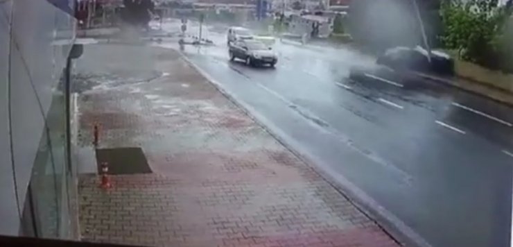 Sollama yapmaya çalışırken kaza yaptı