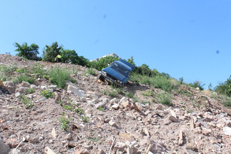 Abdest almaya gitti, döndüğünde aracını aşağıda buldu