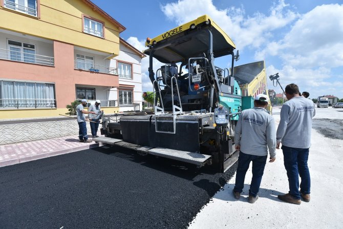 Başkan Kılca yol asfaltlama çalışmalarını yerinde inceledi