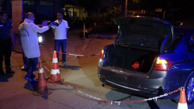 İzmir'de polise silahlı saldırı