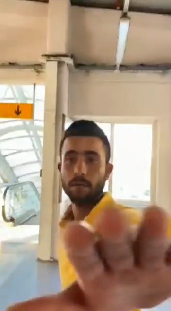 Metroda 3 kıza taciz ve bıçakla tehdit şüphelisine gözaltı