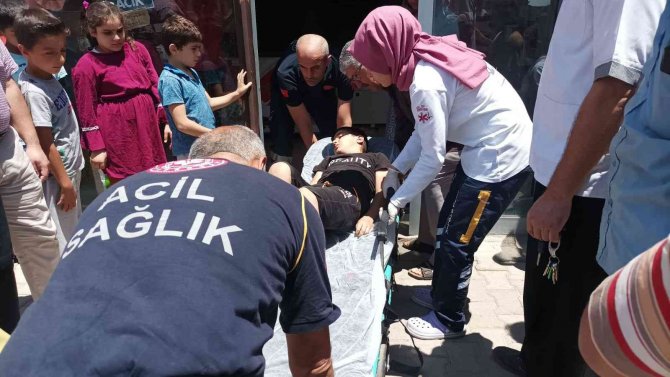 Otomobilin çarptığı yaya yaralandı