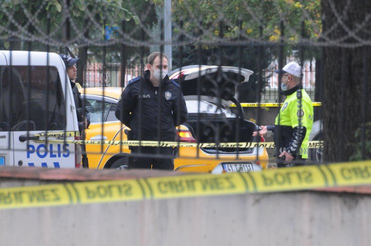 Takside kadın arkadaşını vurup, sürücüye 'Ölsün, karakola gidelim' demiş