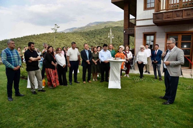 Çamurdan sanata sergisi büyük beğeni topladı