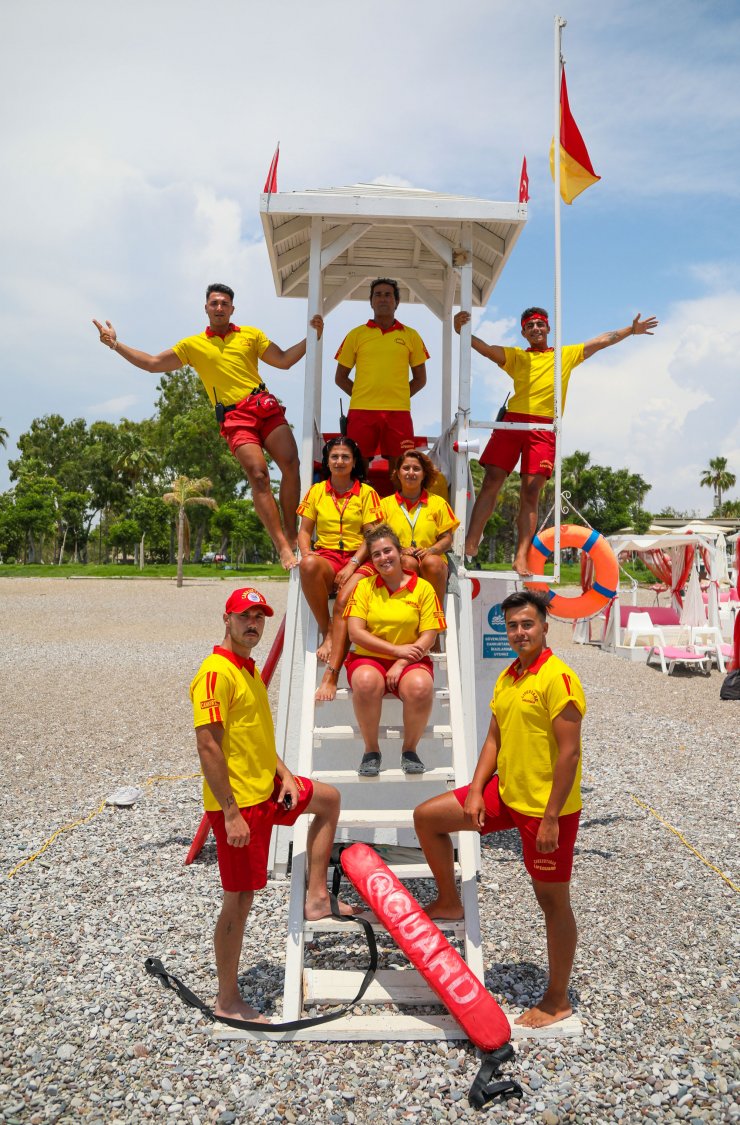 Cankurtaranlar, profesyonel yüzücülerden şikayetçi