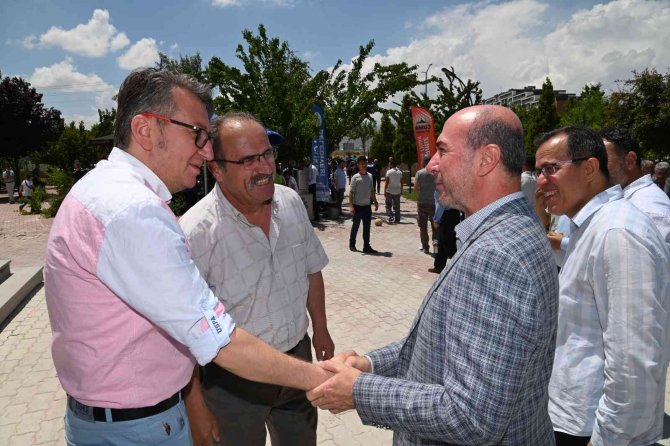 'Daha yaşanabilir bir Selçuklu hedefiyle geleceğe yürüyoruz'