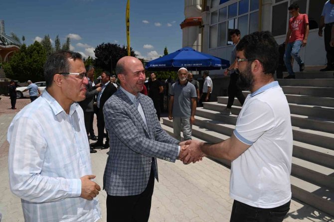 'Daha yaşanabilir bir Selçuklu hedefiyle geleceğe yürüyoruz'