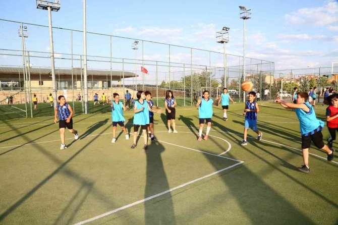 Elazığ Belediyesi yaz spor kurslarına kayıtlar başladı