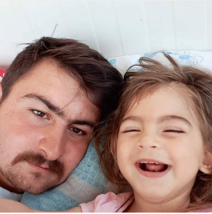 Eşi ve 2 çocuğunu tüfekle öldürüp, intihara kalkıştı