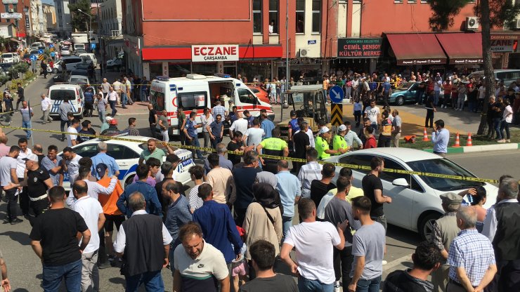 Forkliftin ezdiği anne öldü, oğlu yaralandı