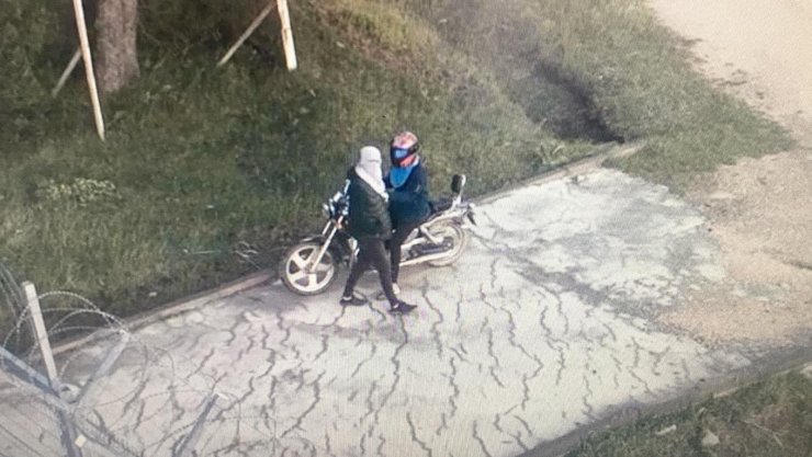 Hırsızı dövmesi yakalattı