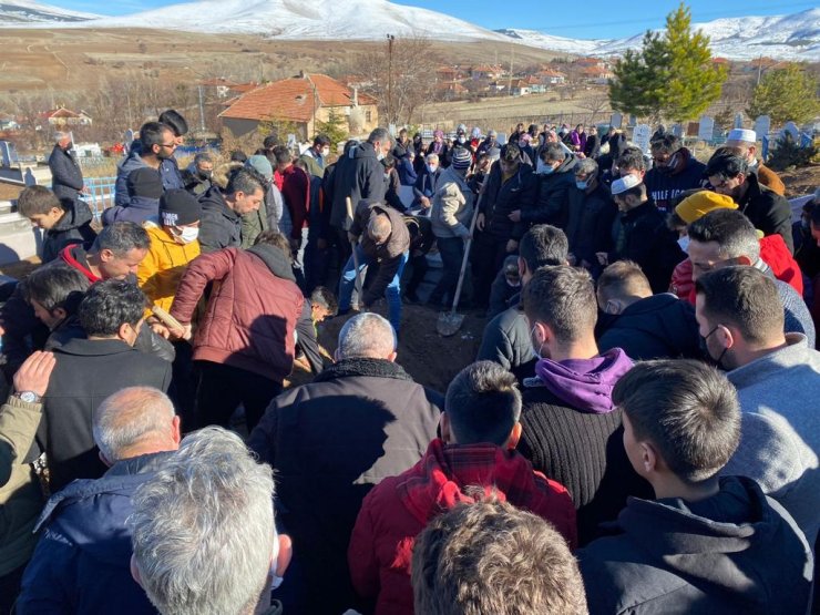 Kick boks sporcusunu bıçakla öldüren sanık:  Arkadaşıma 'hoo' diye bağırdım, üzerine alındı