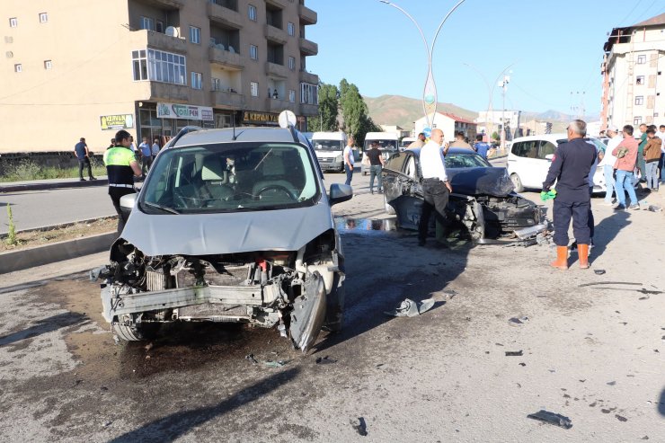 Zincirleme kaza: 4 yaralı