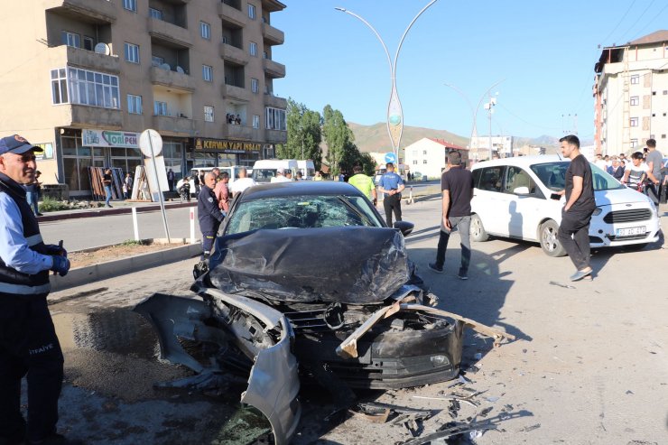 Zincirleme kaza: 4 yaralı