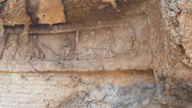 Antik kentteki kralın kızının mezarında dinamitli tertibat hakkında kazı başkanı konuştu