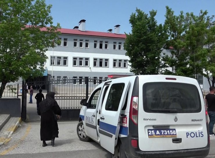 Erzurum polisinin YKS adayları için zamana karşı yarışı