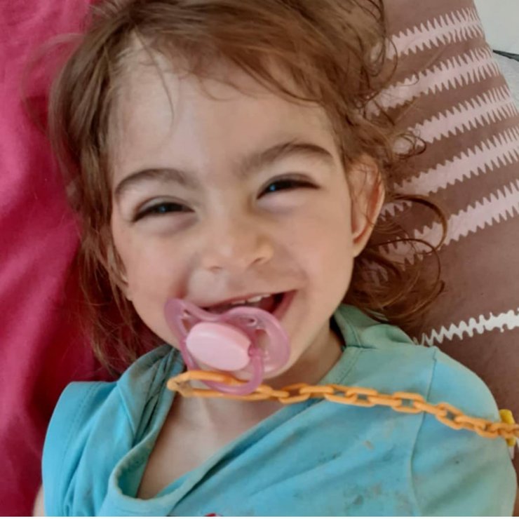 Eşinin öldürdüğü Selda ile 2 çocuğunun cenazesini babası aldı