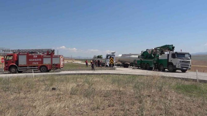 Kırıkkale’de glikol sıvısı yüklü tanker devrildi: 1 yaralı