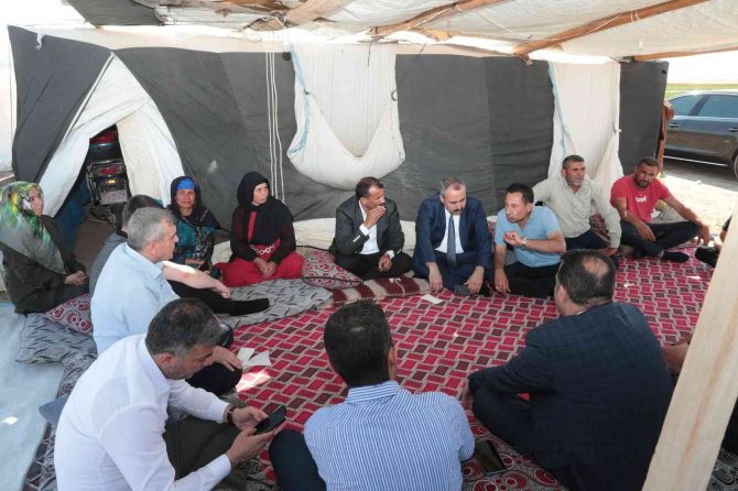 Konya’daki Şanlıurfalı mevsimlik tarım işçilerini ziyaret ettiler