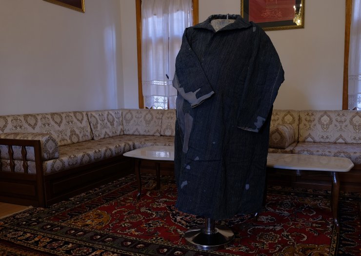 Mevlana'nın restore edilen kıyafetleri, boyu ve kilosunu ortaya çıkardı