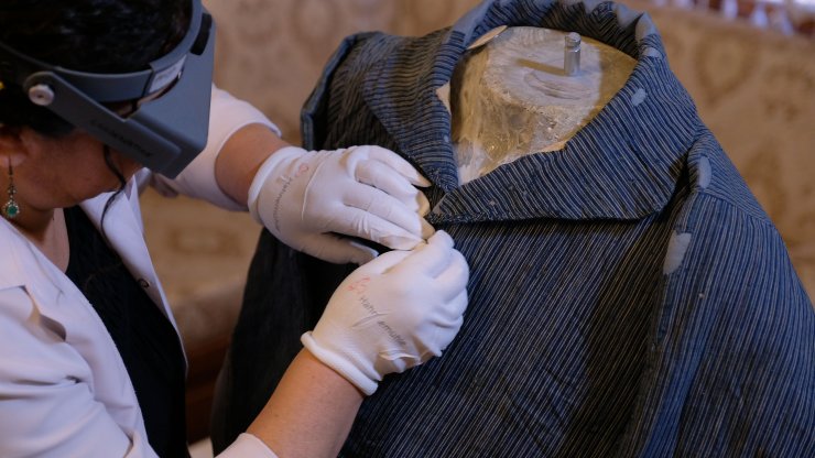 Mevlana'nın restore edilen kıyafetleri, boyu ve kilosunu ortaya çıkardı