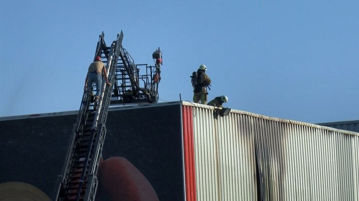 Et üretim tesisinde yangın